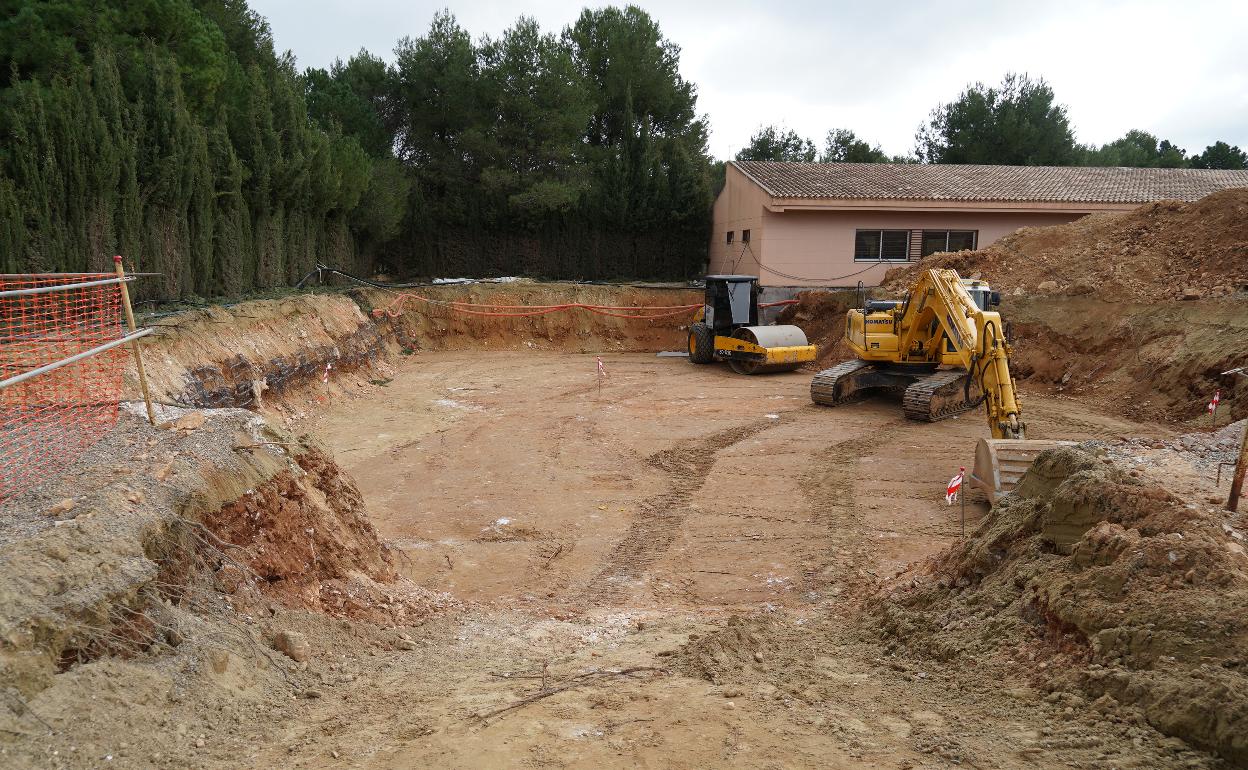 La nueva piscina semiolímpica de la Ciudad Deportiva de Coín abrirá sus